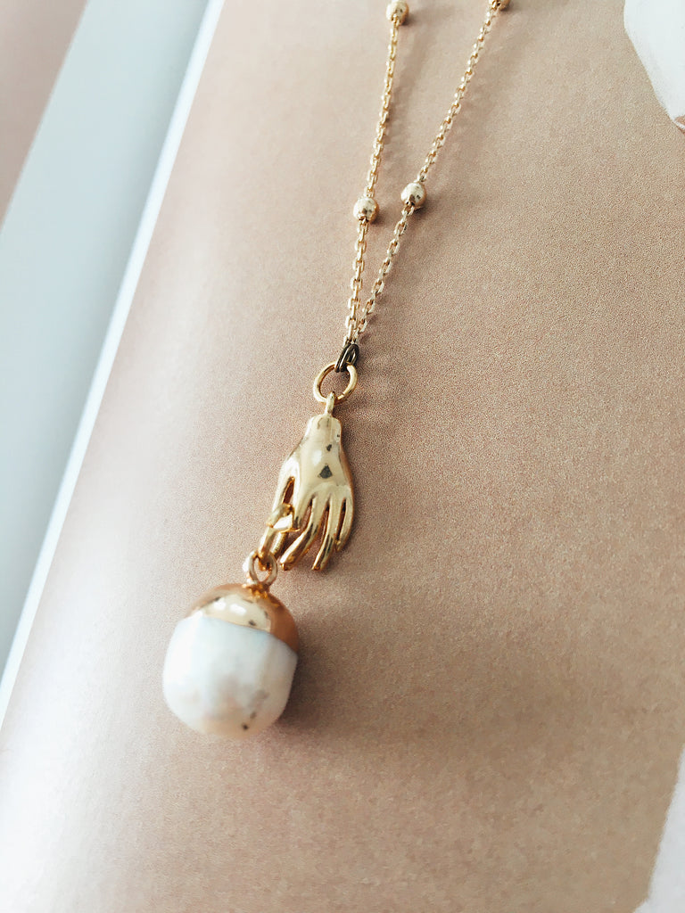 Hold my Pearls Necklace